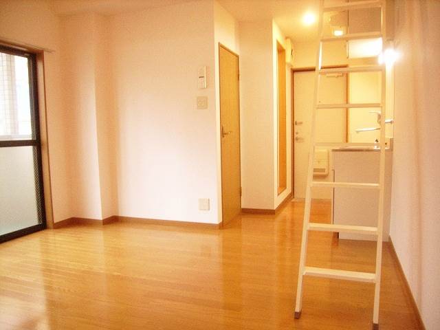 居室・リビング　広々した間取りスペース