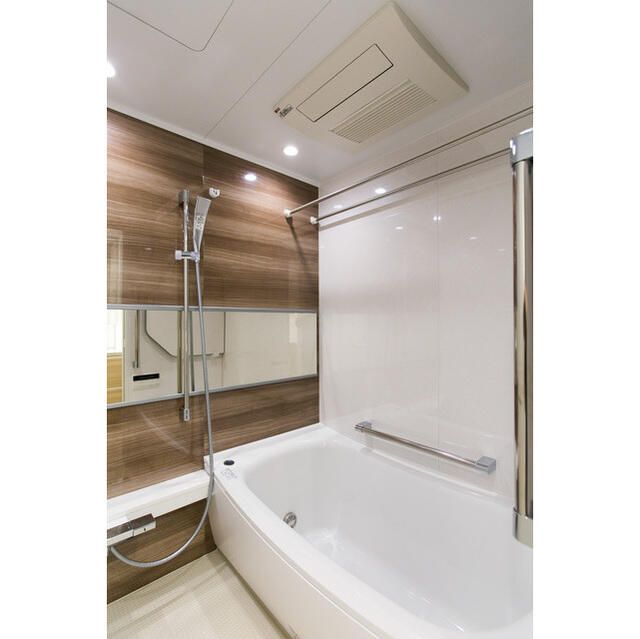 バス・シャワールーム　※別部屋参考写真