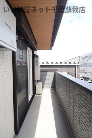 バルコニー　陽当たり良好なバルコニーです