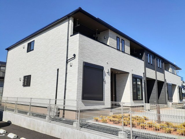建物外観　2階建てアパートです