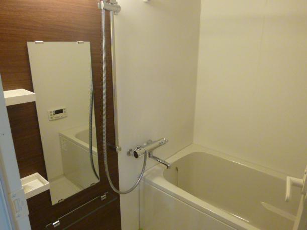 バス・シャワールーム　浴室