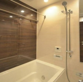 バス・シャワールーム　同物件他部屋参考