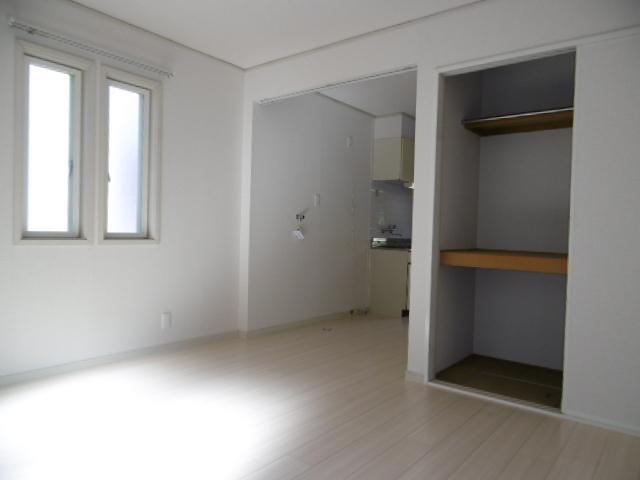 収納　収納はゆったり2段あります！