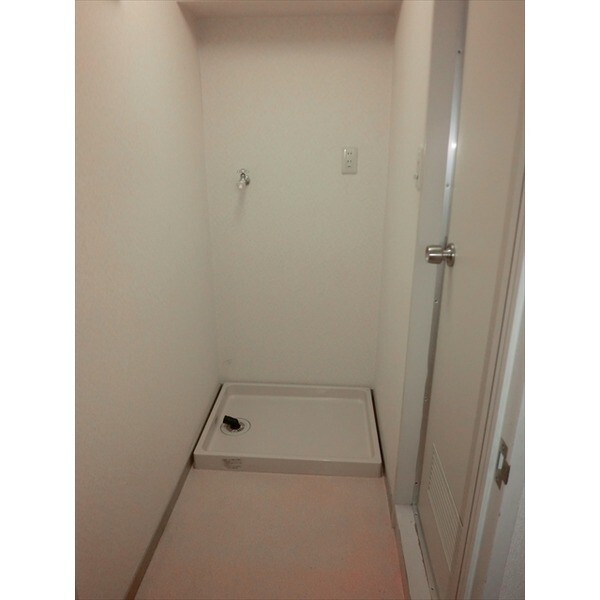 その他部屋・スペース　リフォーム中の為、同物件別室写真