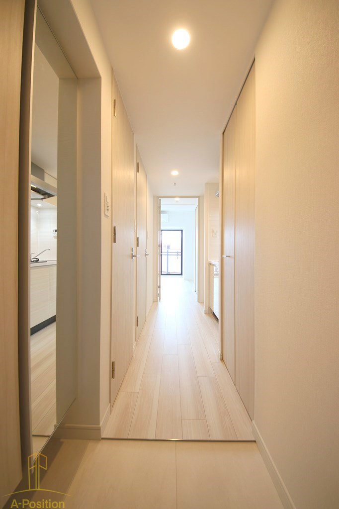 玄関　S-RESIDENCE堺筋本町Uno