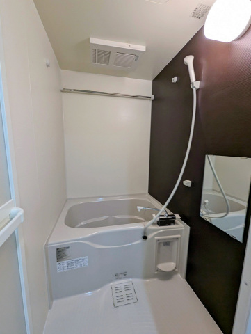 バス・シャワールーム　浴室乾燥機付き