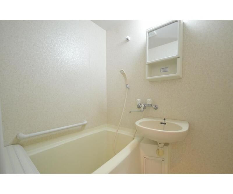 洗面設備　浴室内洗面台あり