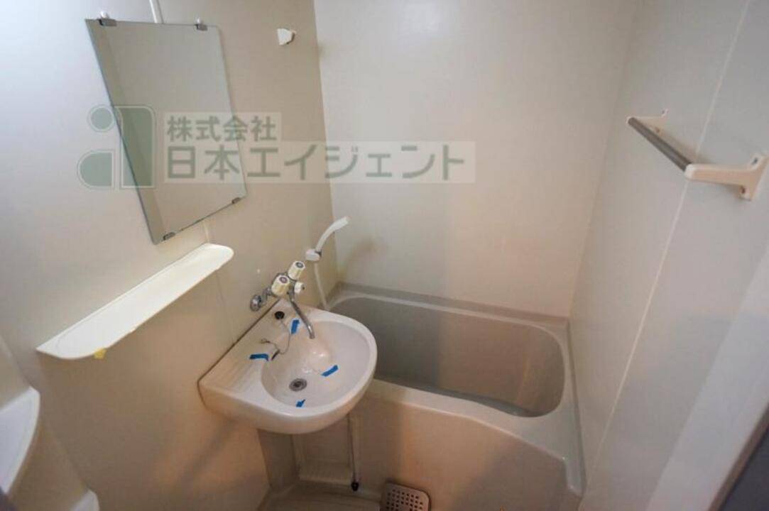 バス・シャワールーム　浴室