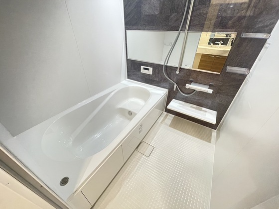 バス・シャワールーム　※別部屋の写真です