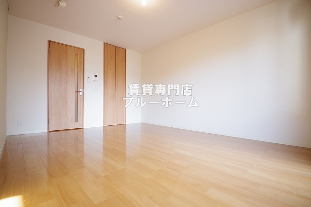 その他　洋室の別アングルです！