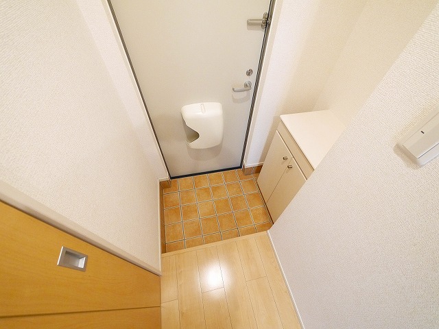 玄関　明るい玄関です