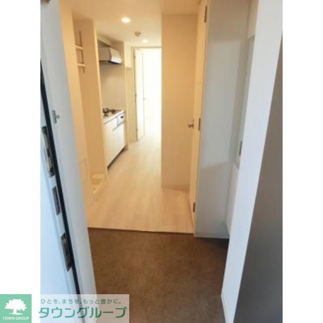 玄関　※写真は同タイプ住戸です。