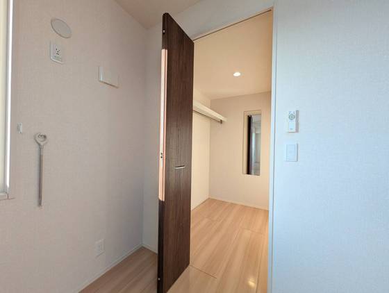 収納　ウォークインクローゼット