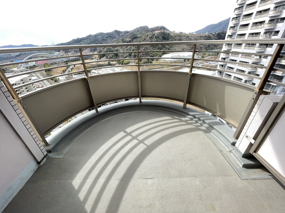 バルコニー　※別号室の写真です