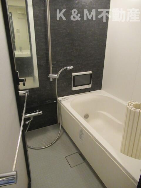 バス・シャワールーム　日々の暮らしに欠かせないお風呂です