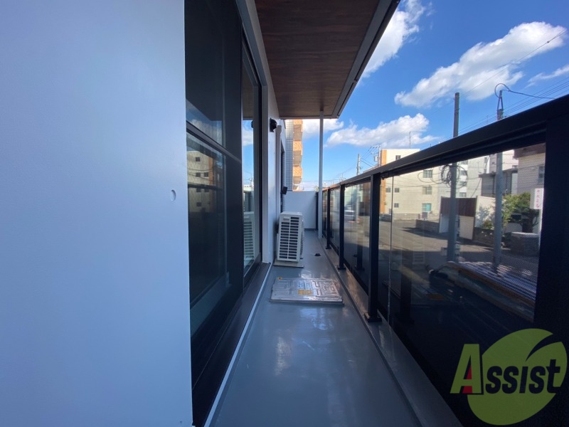 バルコニー　バルコニーです。洗濯物を干したり一息ついたりできますね！