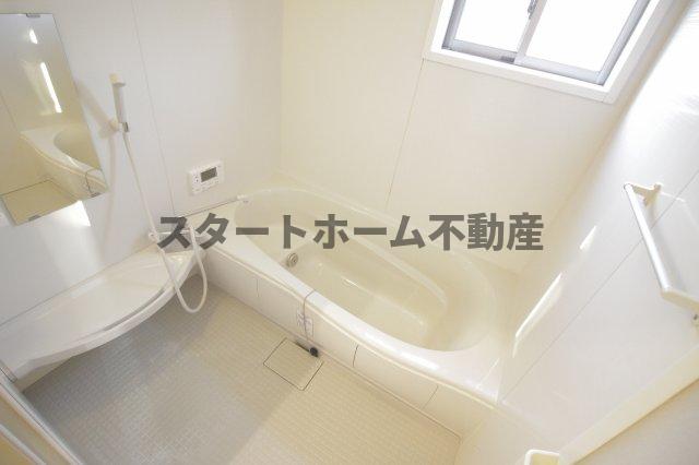 バス・シャワールーム　お風呂で日々の疲れを落としましょう