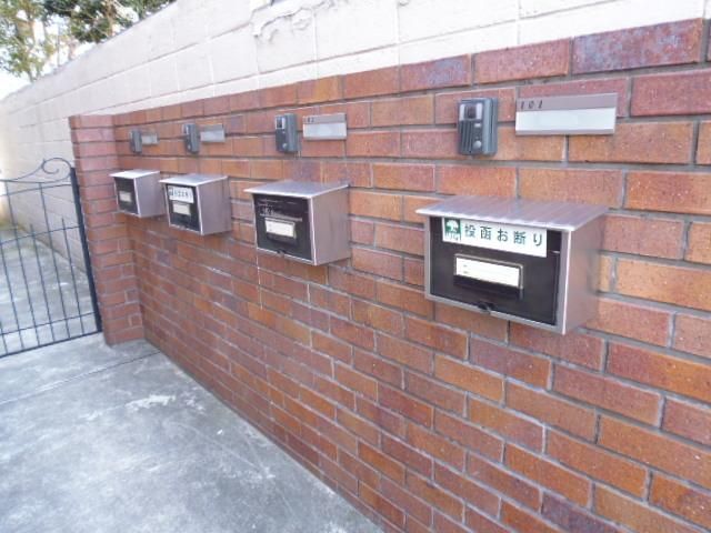 その他共有部分　★レンガ調の壁がキレイです★