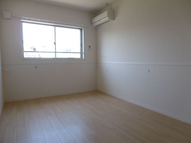 その他部屋・スペース　洋室6.7帖