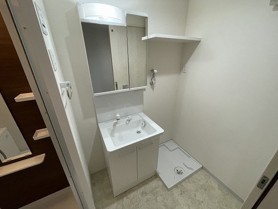 洗面設備　※別部屋の写真です