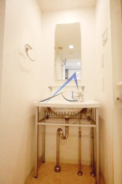 洗面設備　洗面台です。