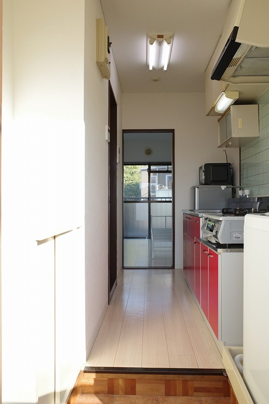 玄関　同タイプ別部屋の写真です