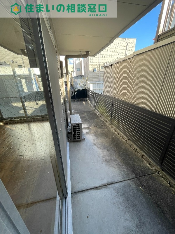 バルコニー　同型