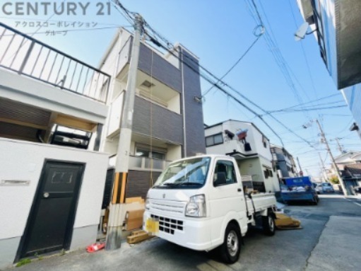 建物外観　オートロック、TVモニター付きインターホンで安心♪
