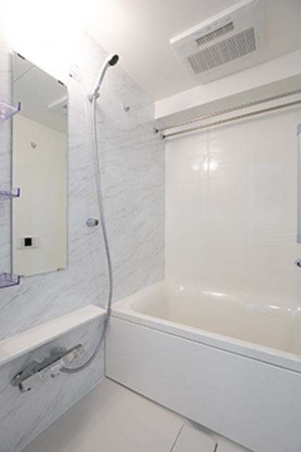 バス・シャワールーム　※写真は同タイプ住戸です。