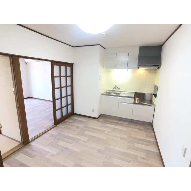 居室・リビング　※同タイプの別部屋です