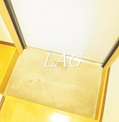 玄関　玄関です。