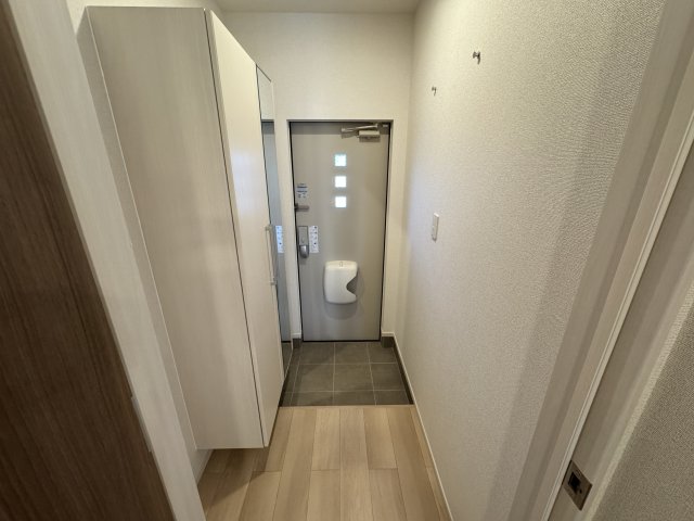 玄関　（同型）