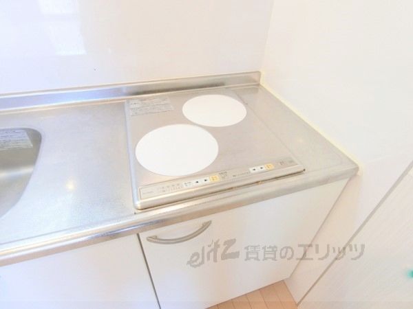 キッチン　コンロ