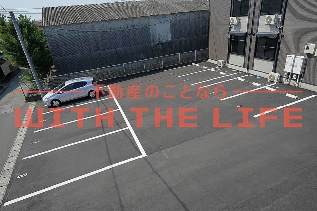 駐車場　駐車場完備です