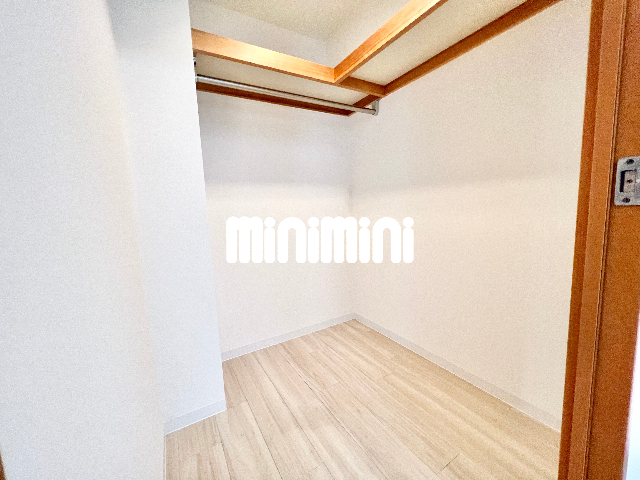 収納　シューズクローゼット付いています