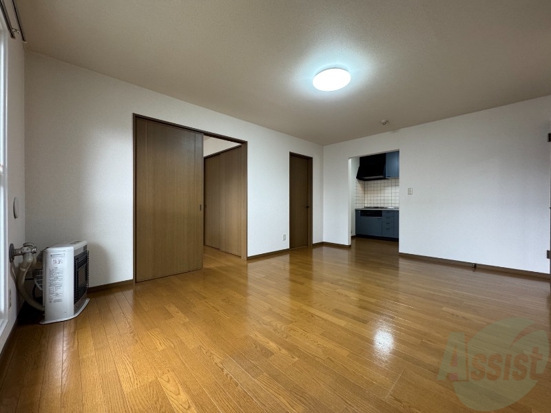 居室・リビング　広くてキレイなお部屋が広がっていて、充実した生活が送れそう。