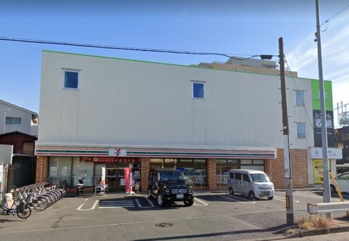 コンビニ　セブンイレブン（コンビニ）まで252m