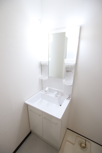 洗面設備　※別室参考写真　　朝の身支度はこちらで♪