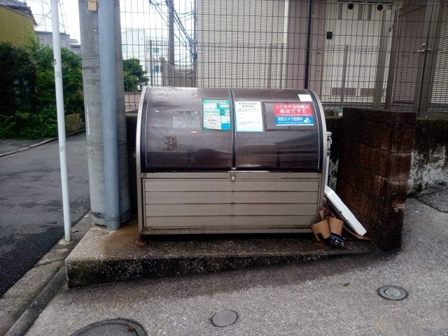 その他　ダストボックス