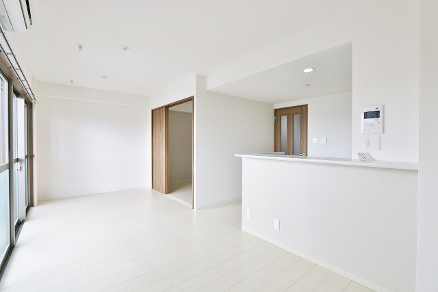 居室・リビング　広々リビングで家族団欒の時間を