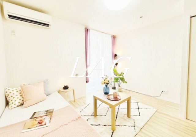 居室・リビング　洋室のお部屋です。装飾品は付きません。