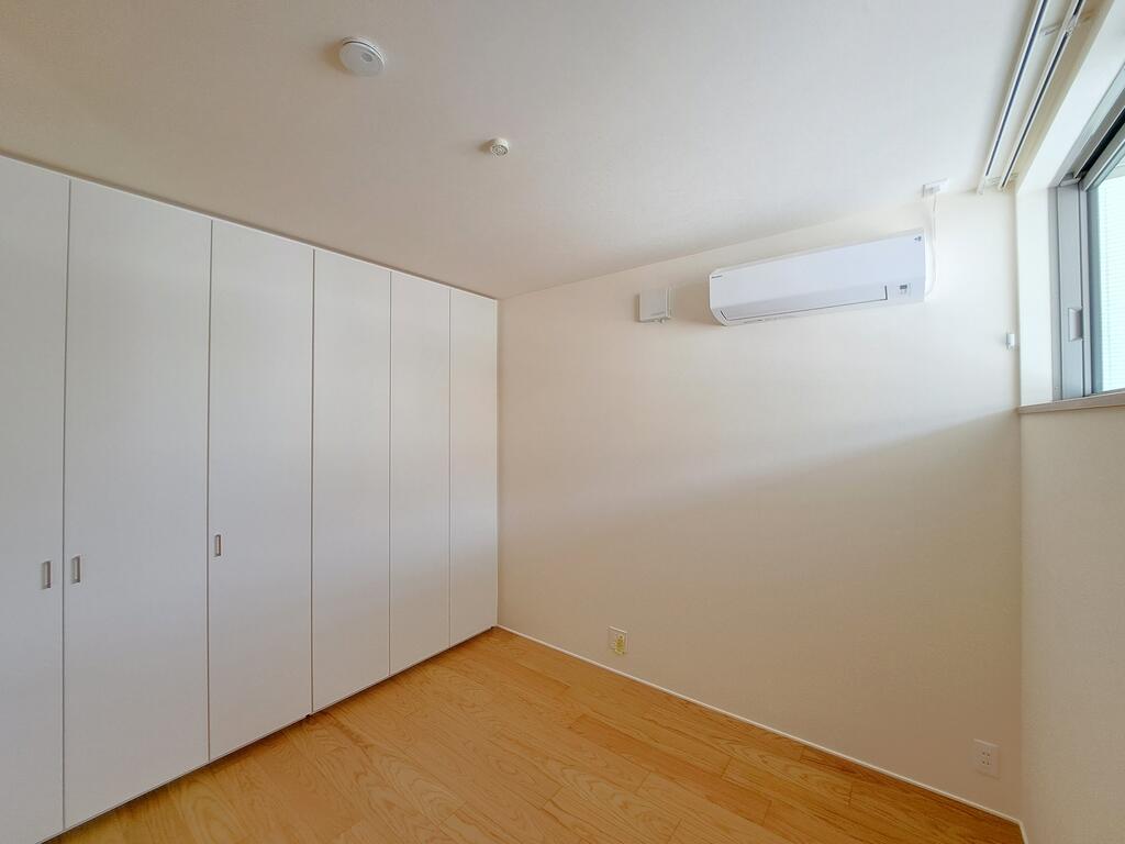 その他　●5帖の2部屋はつなげて使用することもできます（可動式収納）