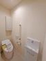 トイレ　●２階のトイレは手洗い付き！