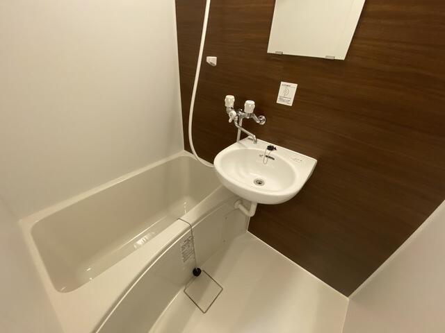 洗面設備　洗面スペースです