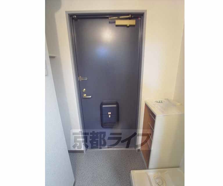 その他設備　しっかりとしたドアです。