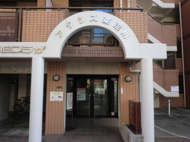 エントランス　オシャレですね。