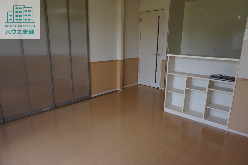 居室・リビング　※同タイプ別号室のお写真です