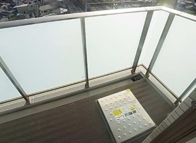 バルコニー　別室参照（カラータイプが異なる場合があります）