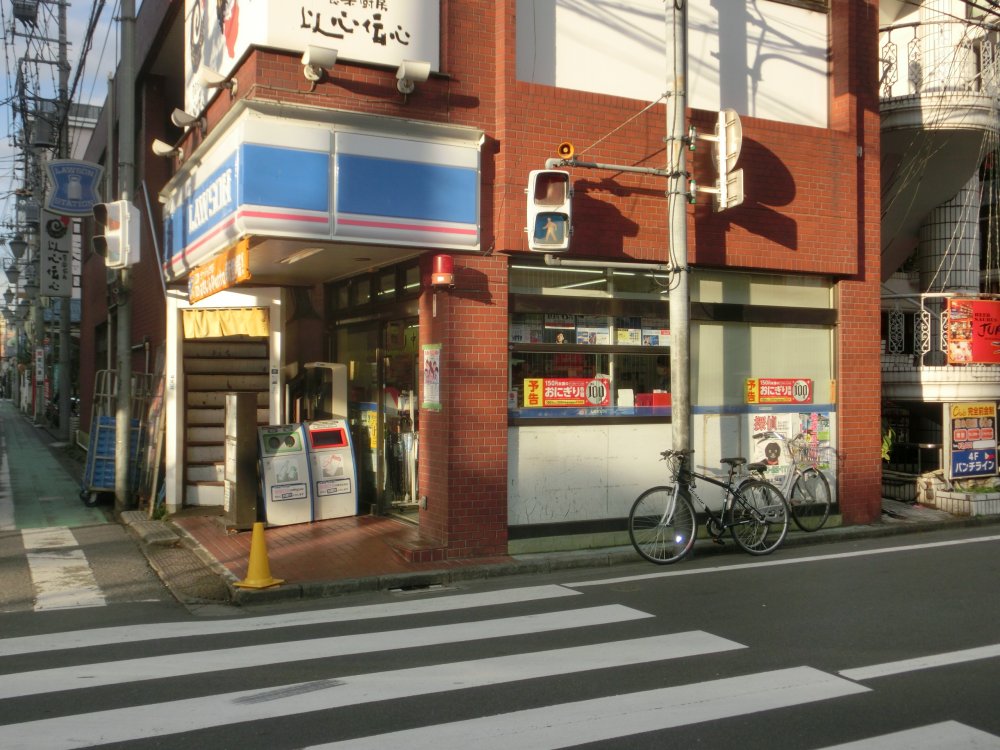 コンビニ　ローソン 川越駅前（コンビニ）まで428m