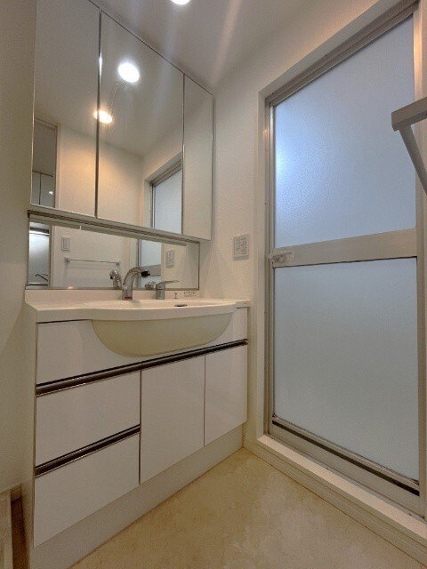 洗面設備　同一タイプ※備品を除く